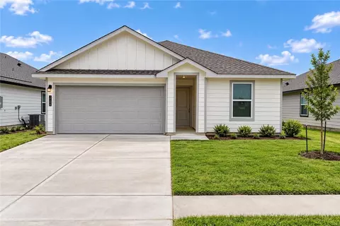 1106 Brasel Dr, Aransas Pass, TX 78336