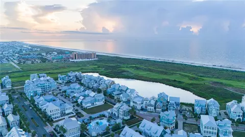 153 Sunrise Ave, Port Aransas, TX 78373