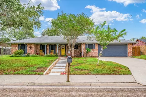 1530 Virginia Ave, Kingsville, TX 78363