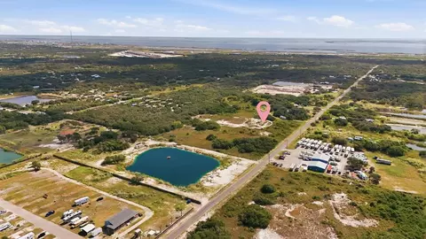 582 Banty Ln, Aransas Pass, TX 78336
