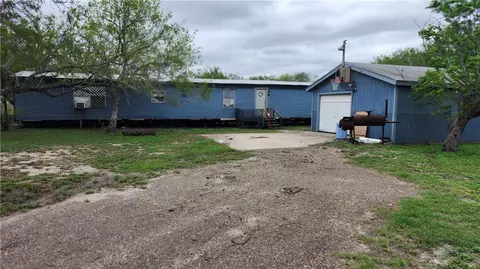 140 County Road 3034, Orange Grove, TX 78372