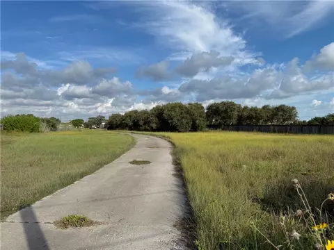 3628 Flour Bluff Dr, Corpus Christi, TX 78418