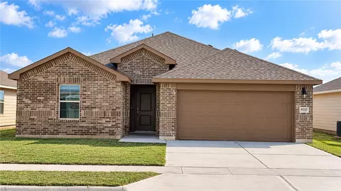 9537 Swedish Oak Dr, Corpus Christi, TX 78410