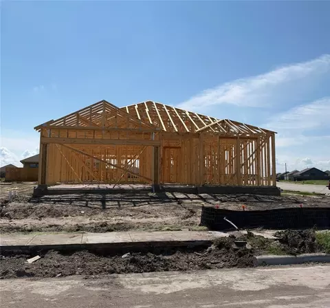 2141 Apollo Dr, Portland, TX 78374