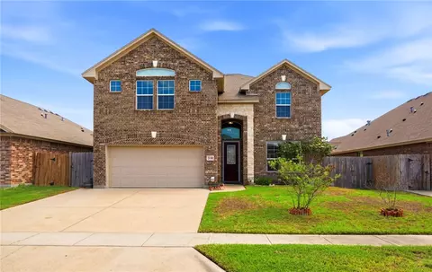 2118 Cardinales Ln, Corpus Christi, TX 78414