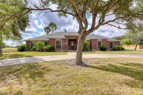 4725 Mars Hill Dr, Corpus Christi, TX 78413