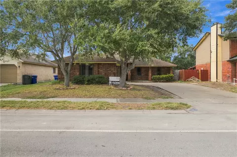 7013 Glasgow Dr, Corpus Christi, TX 78413