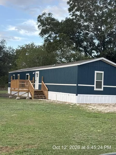 103 E Panna Maria, Runge, TX 78151