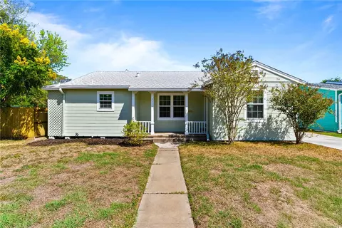 3110 Topeka St, Corpus Christi, TX 78404