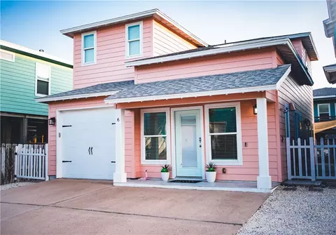 2525 S 11th St #6, Port Aransas, TX 78373