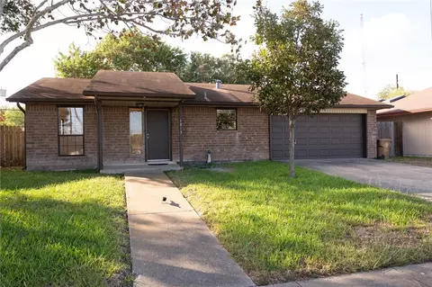 1813 Micheline Dr, Corpus Christi, TX 78412