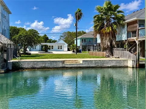4037 Laguna Shrs, Corpus Christi, TX 78418