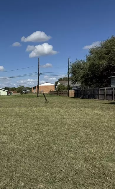 37 South Rife Street, Aransas Pass, TX 78336