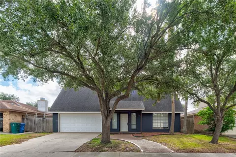 7029 Tamarron Ct, Corpus Christi, TX 78413