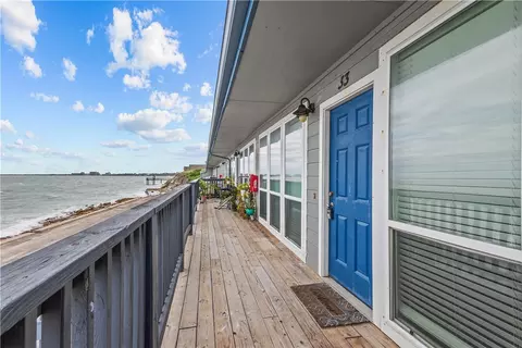 3402 Ocean Dr #33, Corpus Christi, TX 78411