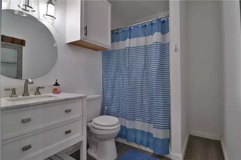 Bath - 746 Egery Island Rd, Taft, TX 78390 photo 1 of 1