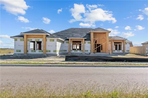 1842 Mama Fefi Dr, Corpus Christi, TX 78414