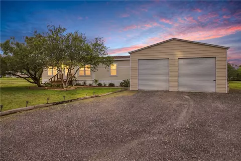 143 County Road 3053, Orange Grove, TX 78372
