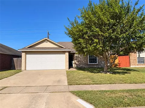 7829 Fox Dr, Corpus Christi, TX 78414