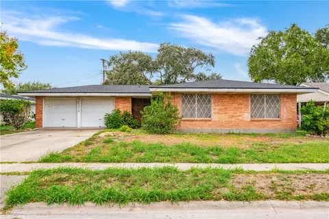 4014 Bahama Dr, Corpus Christi, TX 78411