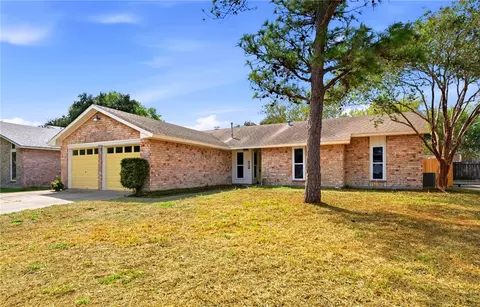 5013 Romford Dr, Corpus Christi, TX 78413