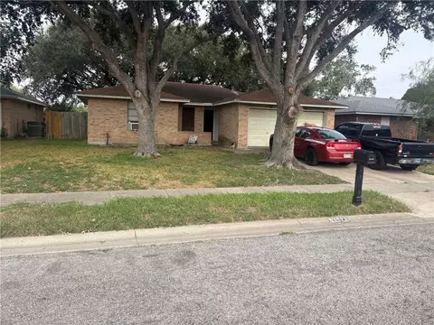 2129 Meadowgrove Dr, Corpus Christi, TX 78414