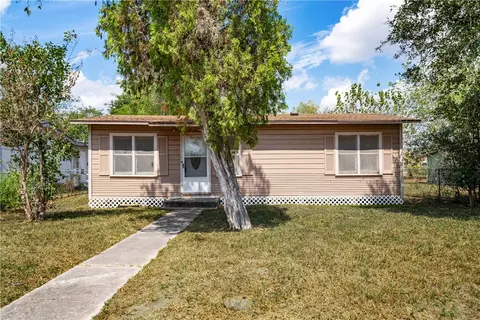 1406 E Richard Ave, Kingsville, TX 78363