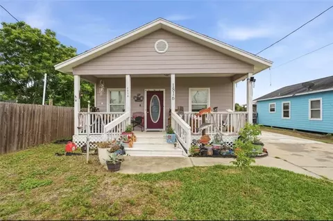 1816 Highway 35 S, Rockport, TX 78382