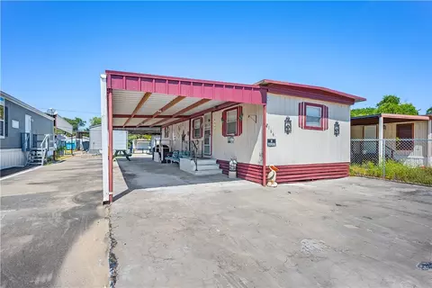 166 Morrow St, Aransas Pass, TX 78336