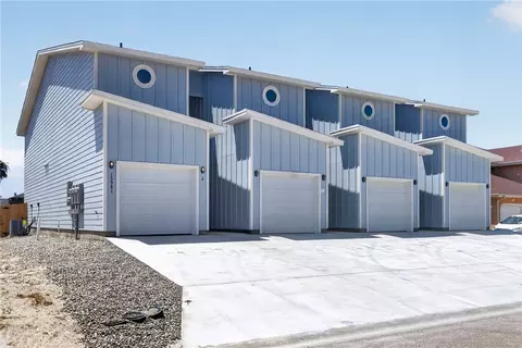 13981 Ports O Call Dr, Corpus Christi, TX 78418