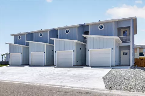 13981 Ports O Call Dr #D, Corpus Christi, TX 78418