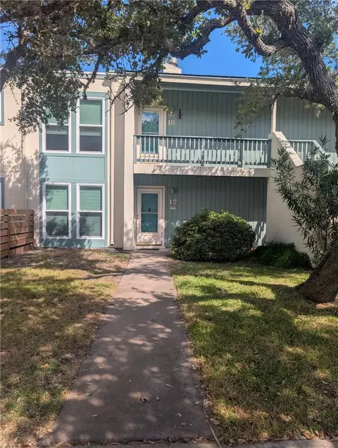 2003 N Fulton Bch #117, Rockport, TX 78382