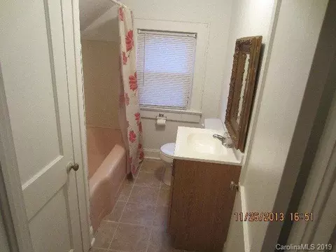 350 E Oak St, Marion, NC 28752 photo 12