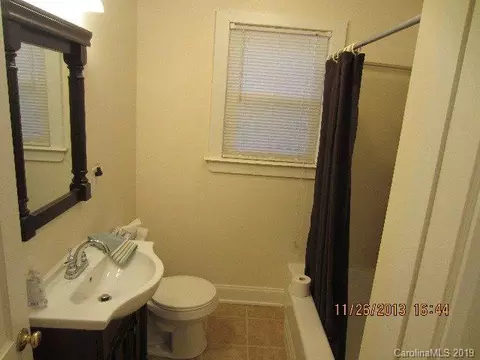 350 E Oak St, Marion, NC 28752 photo 11