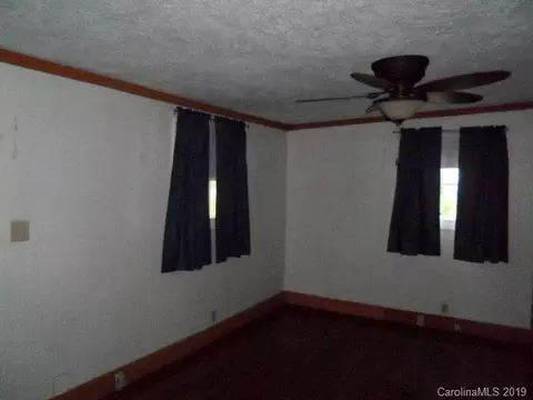 69 Whitner Rd, Marion, NC 28752 photo 2