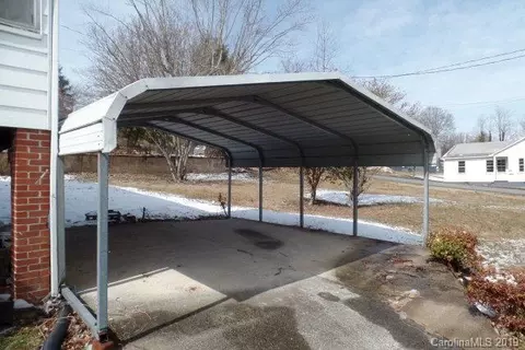 581 Rutherford Rd, Marion, NC 28752 photo 19