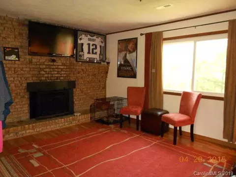 321 Wright Rd, Marion, NC 28752 photo 8