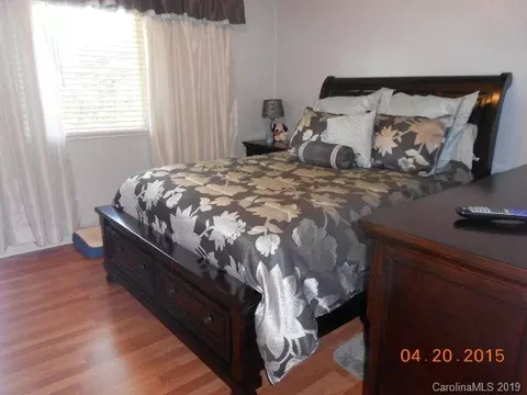 321 Wright Rd, Marion, NC 28752 photo 9