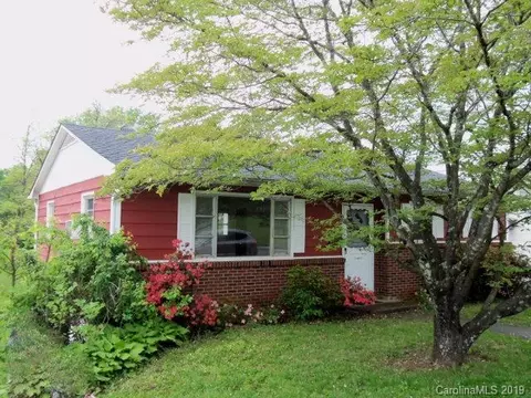 621 State, Marion, NC 28752 photo 4