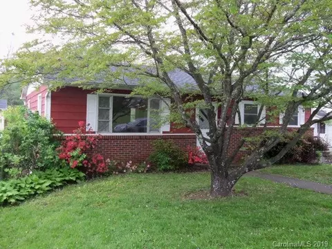 621 State, Marion, NC 28752 photo 2