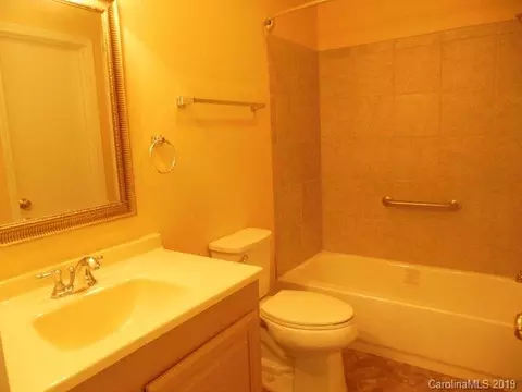 211 Open Valley Dr, Marion, NC 28752 photo 8