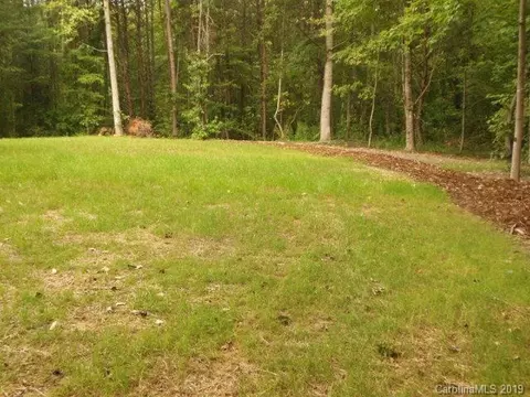 211 Open Valley Dr, Marion, NC 28752 photo 14