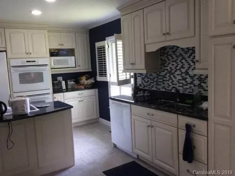 446 Fleming Ave, Marion, NC 28752 photo 12