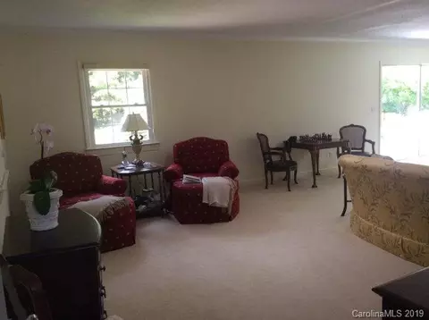 446 Fleming Ave, Marion, NC 28752 photo 8