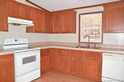 523 Lukes Loop, Marion, NC 28752 photo 17