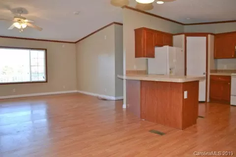 523 Lukes Loop, Marion, NC 28752 photo 15