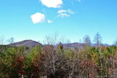 523 Lukes Loop, Marion, NC 28752 photo 6
