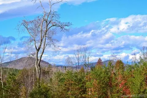 523 Lukes Loop, Marion, NC 28752 photo 2