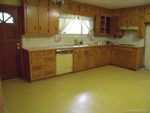 52 Waycaster Rd, Marion, NC 28752 photo 14
