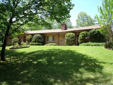 52 Waycaster Rd, Marion, NC 28752 photo 1